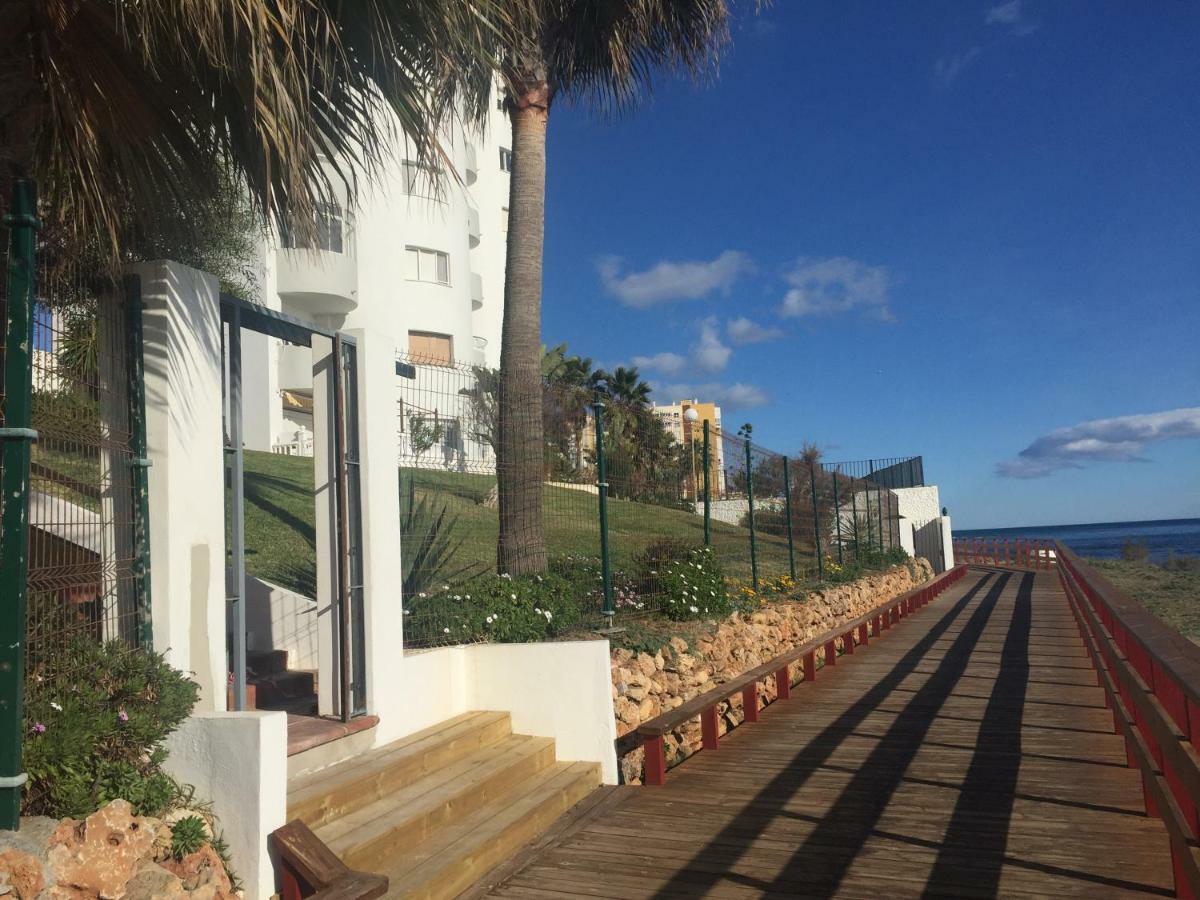Apartment On Beach Mijas Sitio de Calahonda Exterior foto